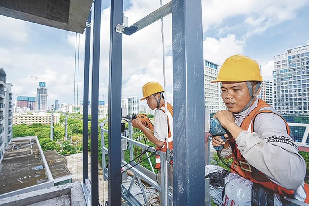 东鹏整装卫浴助力三亚中央商务区企业孵化基地建设.jpg