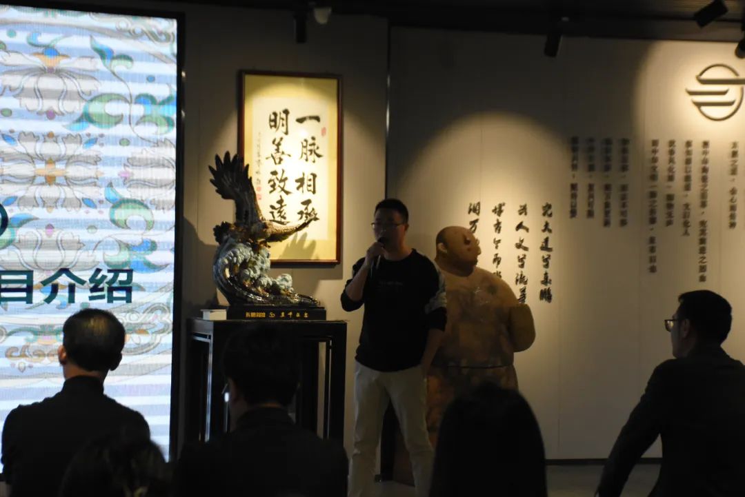 “龙腾狮舞”陶艺展暨“在地生成”陶瓷废料循环再用研讨会在东鹏总部举行7.jpg